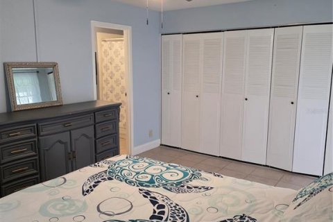 Condo in Sun City Center, Florida, 1 bedroom  № 1907386 - photo 16