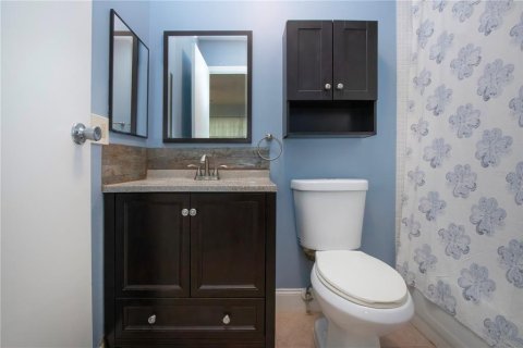 Condo in Sun City Center, Florida, 1 bedroom  № 1907386 - photo 19