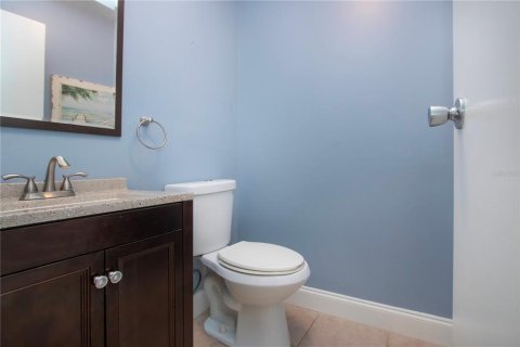 Condo in Sun City Center, Florida, 1 bedroom  № 1907386 - photo 13