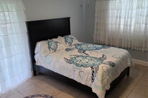 Condo in Sun City Center, Florida, 1 bedroom  № 1907386 - photo 18