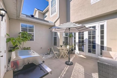 Townhouse in Winter Park, Florida 3 bedrooms, 154.22 sq.m. № 1910857 - photo 16