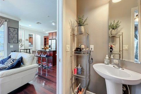 Townhouse in Winter Park, Florida 3 bedrooms, 154.22 sq.m. № 1910857 - photo 30