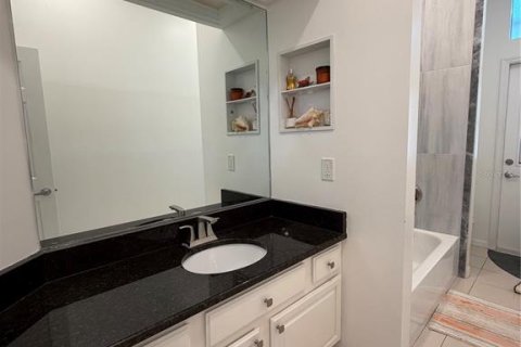 Villa ou maison à vendre à Apopka, Floride: 4 chambres, 237.09 m2 № 2204729 - photo 12