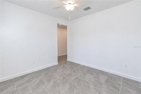 House in Punta Gorda, Florida 4 bedrooms, 234.11 sq.m. № 2396269 - photo 26