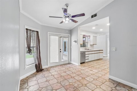 House in Winter Haven, Florida 3 bedrooms, 163.69 sq.m. № 2388106 - photo 10