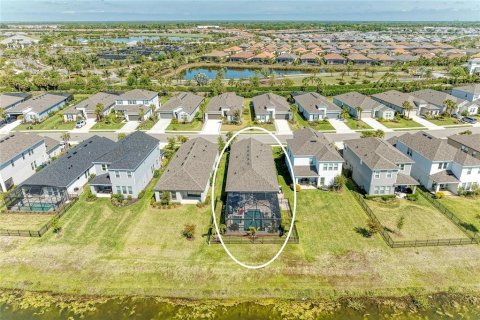 Villa ou maison à vendre à Bradenton, Floride: 3 chambres, 165.74 m2 № 2144564 - photo 5