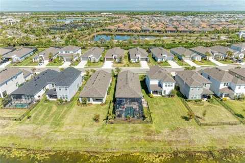 Villa ou maison à vendre à Bradenton, Floride: 3 chambres, 165.74 m2 № 2144564 - photo 6