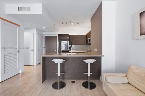 Купить кондоминиум в Майами, Флорида 47.1м2, № 2016917 - фото 13