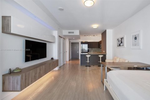 Купить кондоминиум в Майами, Флорида 47.1м2, № 2016917 - фото 8