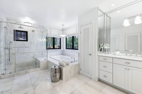 Villa ou maison à vendre à Miami Beach, Floride: 4 chambres, 287.25 m2 № 1759064 - photo 24