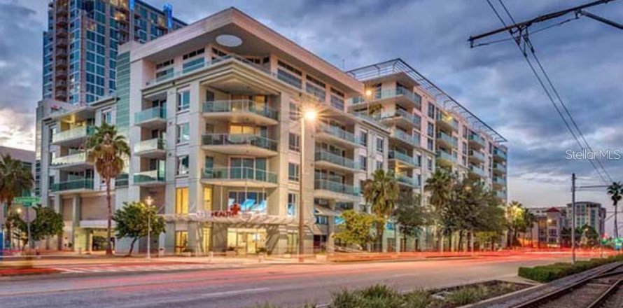 Condo à Tampa, Floride, 1 chambre  № 2109058