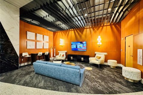 Condominio en alquiler en Orlando, Florida, 2 dormitorios, 112.6 m2 № 1905138 - foto 13