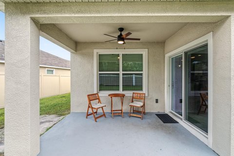 House in San Antonio, Florida 3 bedrooms, 155.33 sq.m. № 2393585 - photo 25