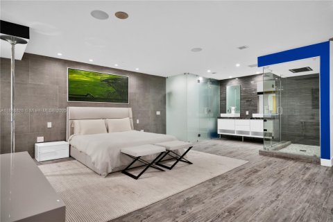 Condo in Miami, Florida, 3 bedrooms  № 1938674 - photo 26