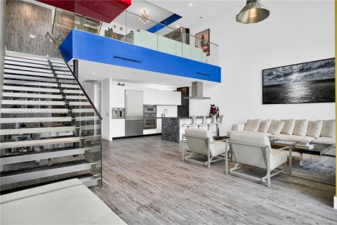 Condo in Miami, Florida, 3 bedrooms  № 1938674 - photo 23
