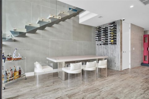 Condo in Miami, Florida, 3 bedrooms  № 1938674 - photo 22