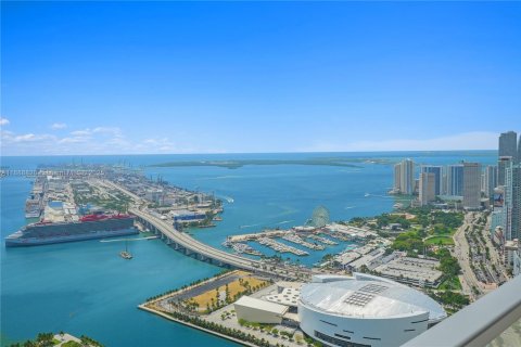 Condo in Miami, Florida, 3 bedrooms  № 1938674 - photo 14