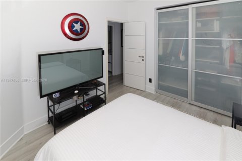 Casa en venta en Doral, Florida, 4 dormitorios, 223.06 m2 № 2003397 - foto 18