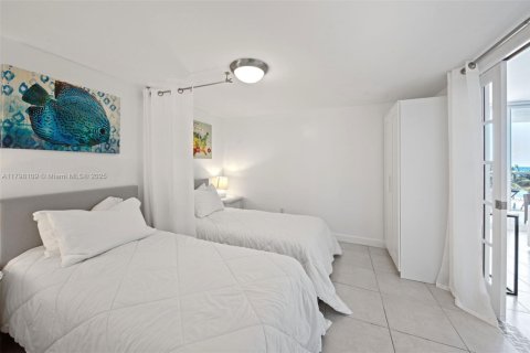 Copropriété à vendre à Hollywood, Floride: 1 chambre, 106.19 m2 № 1861937 - photo 21