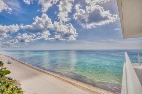 Copropriété à vendre à Hollywood, Floride: 1 chambre, 106.19 m2 № 1861937 - photo 28