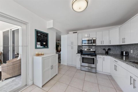 Copropriété à vendre à Hollywood, Floride: 1 chambre, 106.19 m2 № 1861937 - photo 5