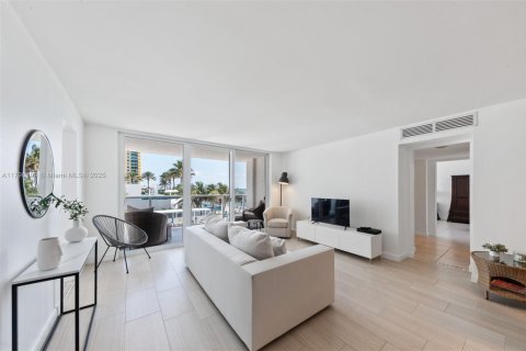 Copropriété à vendre à Hollywood, Floride: 1 chambre, 106.19 m2 № 1861937 - photo 7