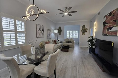 House in Bradenton, Florida 3 bedrooms, 133.69 sq.m. № 2197296 - photo 14