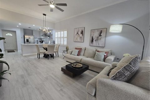 House in Bradenton, Florida 3 bedrooms, 133.69 sq.m. № 2197296 - photo 16