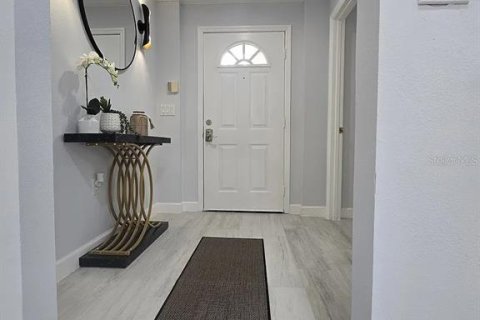 House in Bradenton, Florida 3 bedrooms, 133.69 sq.m. № 2197296 - photo 8