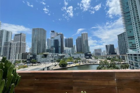 Condo in Miami, Florida, 2 bedrooms  № 1928564 - photo 29