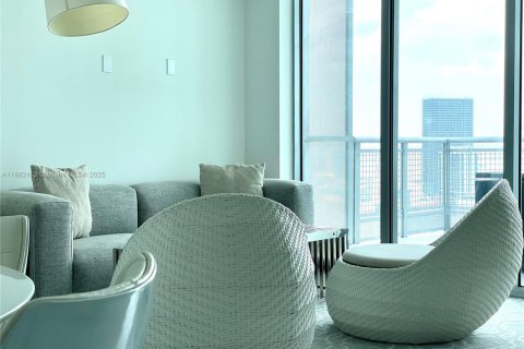 Condo in Miami, Florida, 2 bedrooms  № 1928564 - photo 23