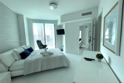 Condo in Miami, Florida, 2 bedrooms  № 1928564 - photo 12