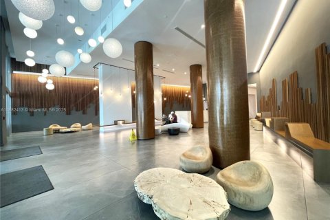 Condo in Miami, Florida, 2 bedrooms  № 1928564 - photo 26