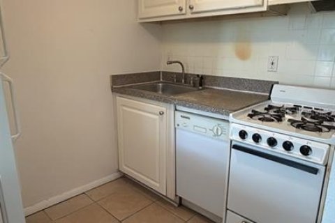 Appartement à louer à Altamonte Springs, Floride: 1 chambre, 46.08 m2 № 2399452 - photo 5