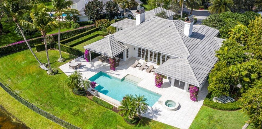 House in Wellington, Florida 4 bedrooms, 350.06 sq.m. № 804997