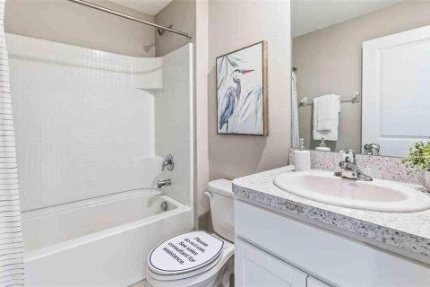 House in ANGELINE in Land O' Lakes, Florida 3 bedrooms, 144.93 sq.m. № 1911905 - photo 4