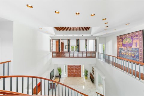 House in Sarasota, Florida 5 bedrooms, 1009.94 sq.m. № 2201801 - photo 25