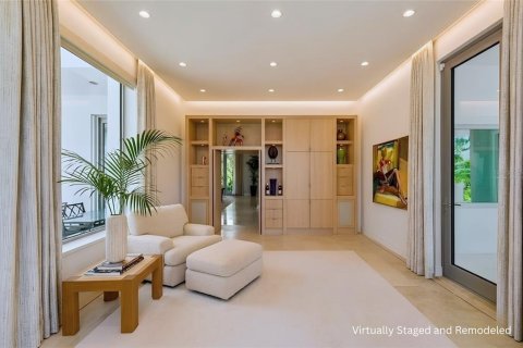 House in Sarasota, Florida 5 bedrooms, 1009.94 sq.m. № 2201801 - photo 11