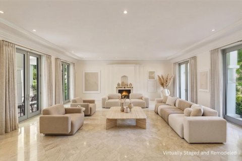 House in Sarasota, Florida 5 bedrooms, 1009.94 sq.m. № 2201801 - photo 18