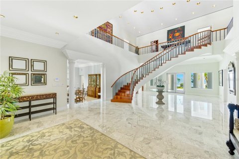 House in Sarasota, Florida 5 bedrooms, 1009.94 sq.m. № 2201801 - photo 23