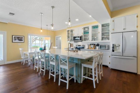 Villa ou maison à vendre à Daytona Beach, Floride: 4 chambres, 202.34 m2 № 2199296 - photo 6