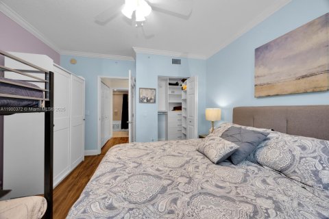 Condo in Fort Lauderdale, Florida, 2 bedrooms  № 2081686 - photo 21