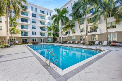 Condo in Fort Lauderdale, Florida, 2 bedrooms  № 2081686 - photo 25