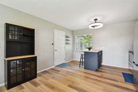 Casa en venta en Saint Petersburg, Florida, 2 dormitorios, 66.89 m2 № 1854361 - foto 14