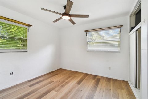 Casa en venta en Saint Petersburg, Florida, 2 dormitorios, 66.89 m2 № 1854361 - foto 25