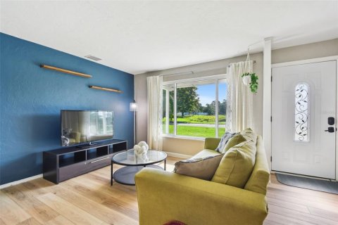 Casa en venta en Saint Petersburg, Florida, 2 dormitorios, 66.89 m2 № 1854361 - foto 11