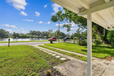 Casa en venta en Saint Petersburg, Florida, 2 dormitorios, 66.89 m2 № 1854361 - foto 7