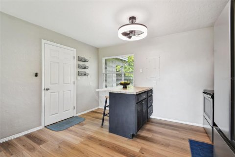 Casa en venta en Saint Petersburg, Florida, 2 dormitorios, 66.89 m2 № 1854361 - foto 18