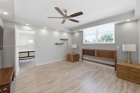 Condominio en venta en Coral Gables, Florida, 2 dormitorios, 121.7 m2 № 2168085 - foto 6