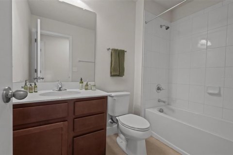 Touwnhouse à vendre à Odessa, Floride: 3 chambres, 161.65 m2 № 1677211 - photo 10